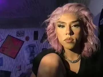 Itsariessecrets from Chaturbate