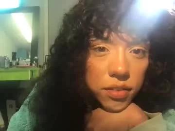 Itsariessecrets from Chaturbate