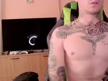 iulianbodyart from Chaturbate