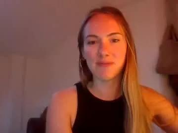 ivyyy1995 from Chaturbate