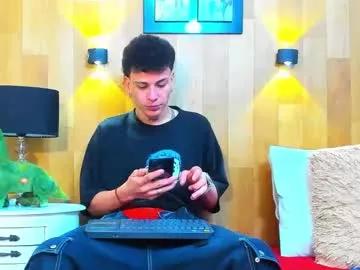 izaan_wolters from Chaturbate is Freechat
