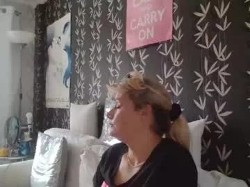jakkilouise from Chaturbate
