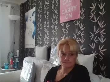 jakkilouise from Chaturbate