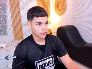 James_jonnes from Chaturbate