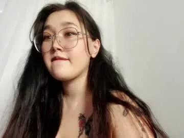 jennatyan from Chaturbate