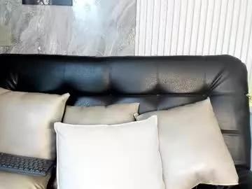 Jenner_mills from Chaturbate