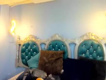 Jenniifer_t from Chaturbate