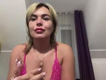 jenny_play1 from Chaturbate
