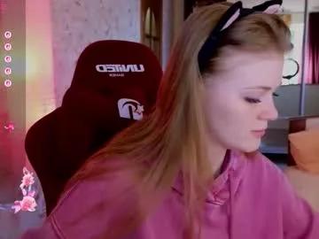Jennykiss11 from Chaturbate