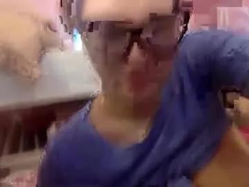 jigglypuffs99 from Chaturbate