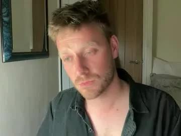 jjjamesxx from Chaturbate