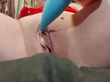 Jonesymtl from Chaturbate