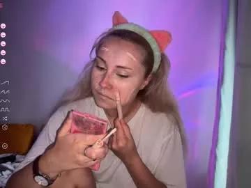 julie_t from Chaturbate is Freechat