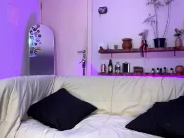 jullyjuicy from Chaturbate