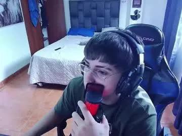Justin_trevor from Chaturbate
