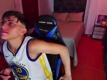 Justin_trevor from Chaturbate