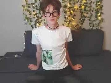 Kaislutx from Chaturbate