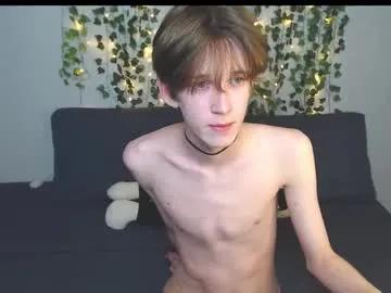 Kaislutx from Chaturbate
