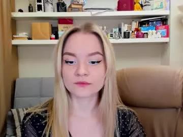 kara_smith_ from Chaturbate