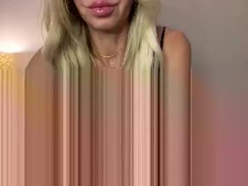 Karabearr from Chaturbate