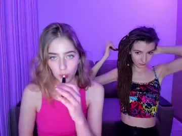 Karatart from Chaturbate