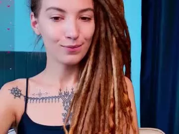 Karatart from Chaturbate