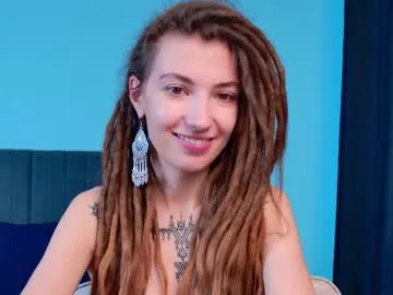 Karatart from Chaturbate
