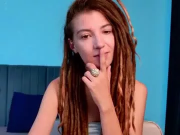 Karatart from Chaturbate