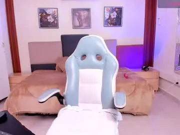 karola_cute_ from Chaturbate is Freechat