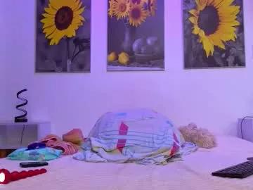 kata_lhella from Chaturbate
