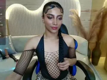 Katty_berry_r from Chaturbate