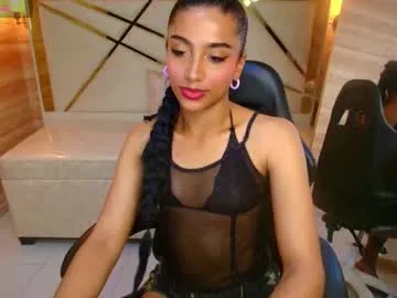 Katty_berry_r from Chaturbate