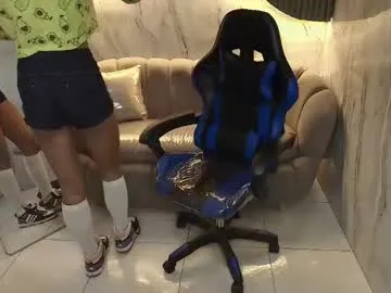 Katty_berry_r from Chaturbate