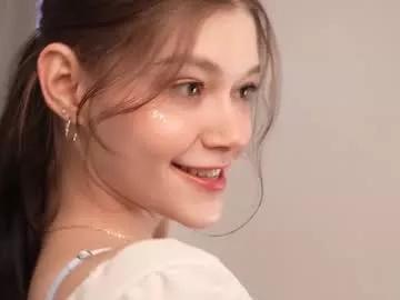 kelly_ember from Chaturbate