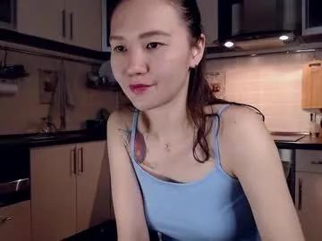 kelly_yon from Chaturbate