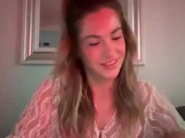 kellymaee from Chaturbate