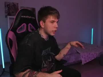kennethwhale from Chaturbate