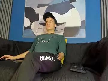 kevinn_blue from Chaturbate is Freechat