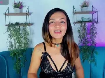 kiara_robertss from Chaturbate is Freechat