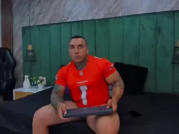 kiing_magic from Chaturbate