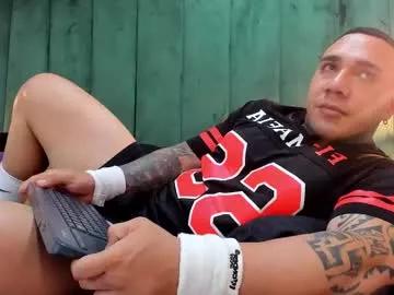 kiing_magic from Chaturbate