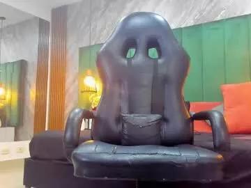 kiing_magic from Chaturbate