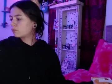 kiki_cams from Chaturbate