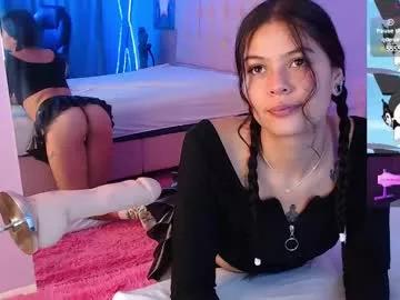 kiki_cams from Chaturbate