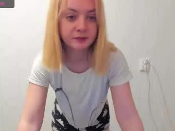 kikies_ from Chaturbate