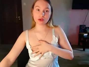 kikies_ from Chaturbate