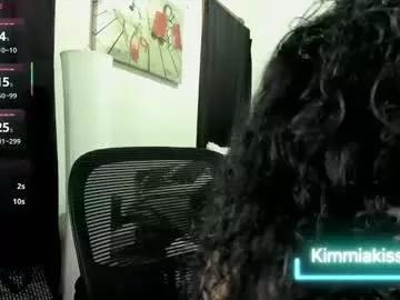kimmiakiss22 from Chaturbate