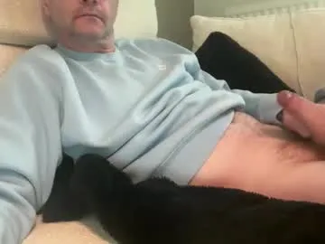 Kinky_daddy4u from Chaturbate