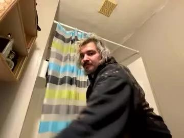 kinkybiguy14 from Chaturbate