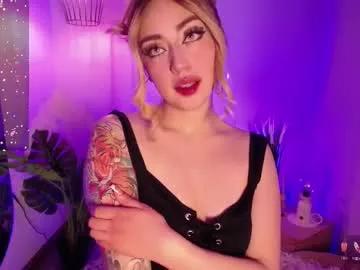 kinkydoll_ from Chaturbate